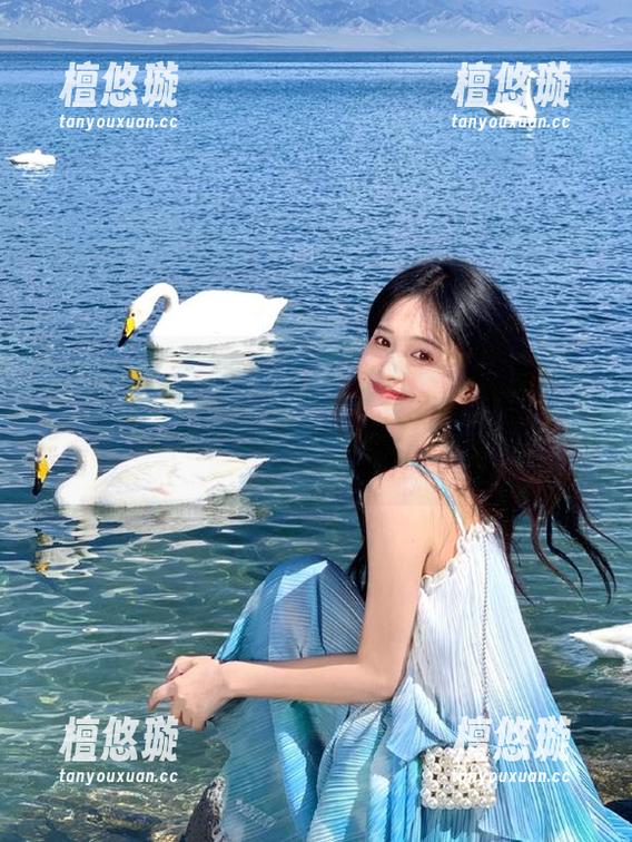 51黑料社 甜蜜与苦涩的碰撞,校园反差大揭秘,51黑料社真妙!地址在课堂前面!