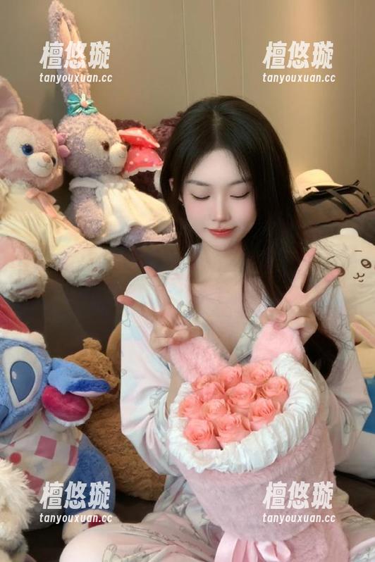 58吃瓜 用58吃瓜app时的我:好想知道那些明星私下到底怎么样?