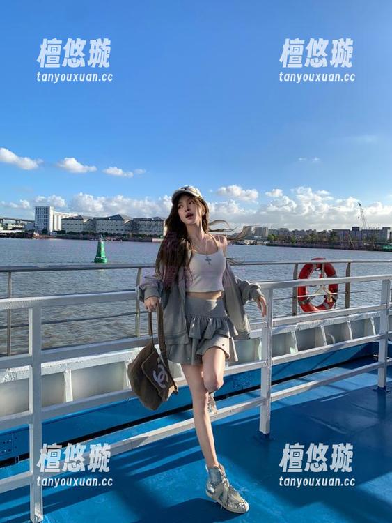 hlw 如果不登录‘hlw’,你到哪里去找情感支柱?