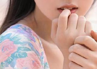 你们真的要发链接到www.17www吗？我怕我会一天躺着吃瓜！
