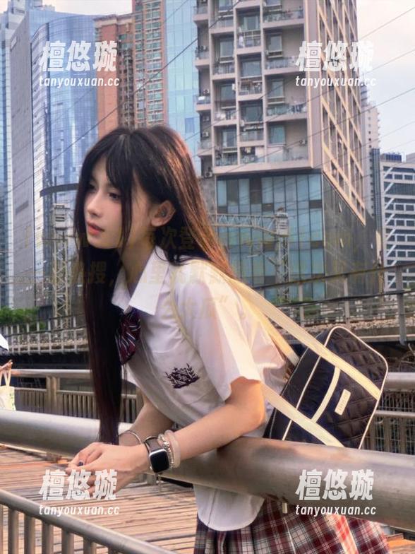 www.51 每次登录www.51com,看一看热搜,心里就默默想着“这次又有什么大瓜”。
