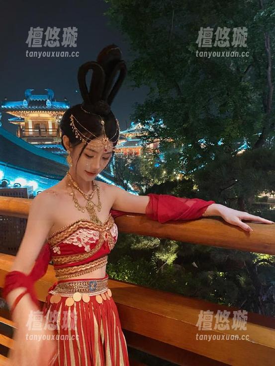 五一吃瓜 五一吃瓜官网网页版,真的能传送到吃瓜的快感吗?传送门敞开着,快来看看!