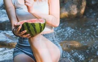 简直不能停，今日黑料的黑料照样精彩，进入网址就能领略最新劲爆！