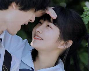 听说免费的才最香，试试免费吃瓜网苹果版，你会爱上这个无底洞！