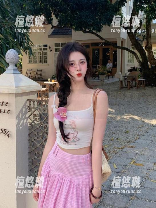 免费吃瓜网——回到首页，我发现今天的瓜好像有点色！