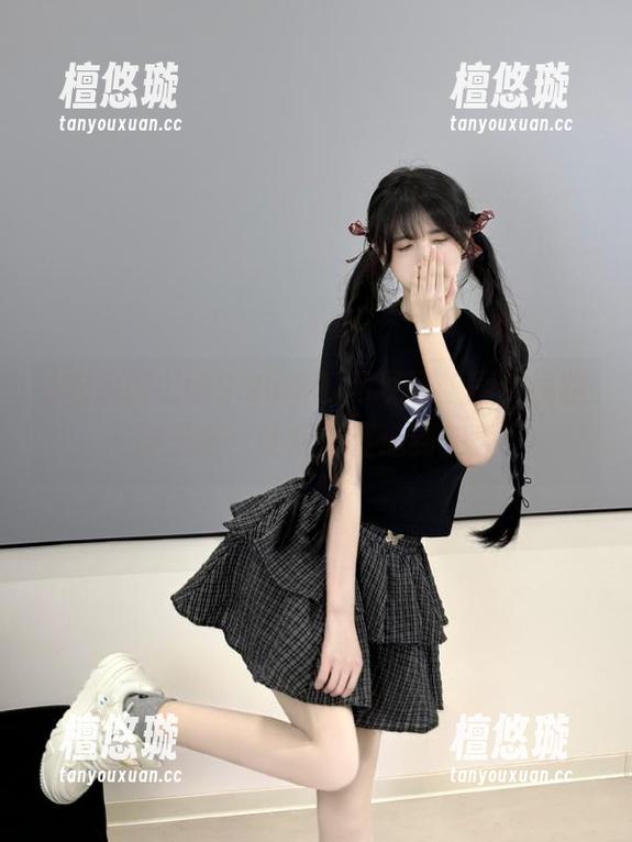 399.su吃瓜网现场，剧情线路一波三折，让我简直追到头秃！