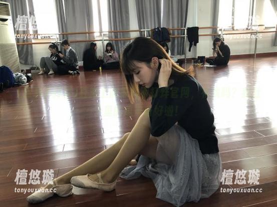 黑料不打烊 豆瓣上的黑料不打烊官网,有戏吗?我肚子里的瓜准备好啦!