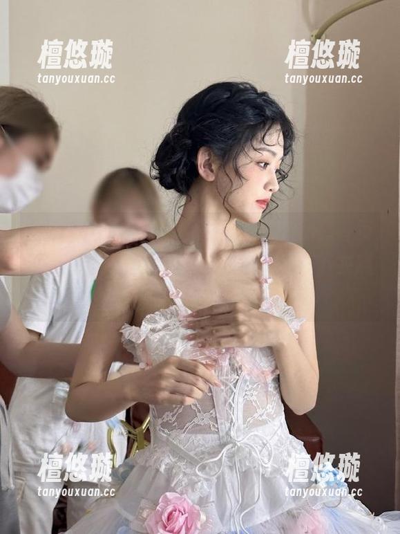 黑料不打烊155fun，首页就是一个不停转的八卦机，真想停下来喘口气…