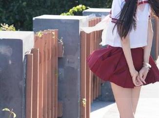 还在等啥？赶紧下载“51黑料不打烊”，让你嗑瓜的速度直追快递小哥！