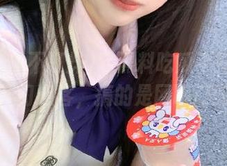 “黑料吃瓜不打烊”首页真是开门迎客，搞的是网曝门的盛典！