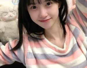 黑料在线吃瓜苹果版：让你一边划手机，一边感受瓜田秘事