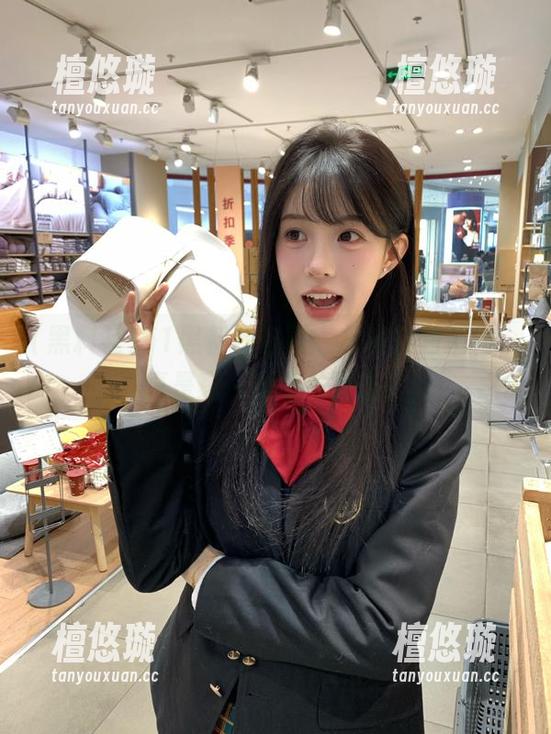 黑料社 51黑料社首页:从反转到反转,真是窥一窥众生百态!