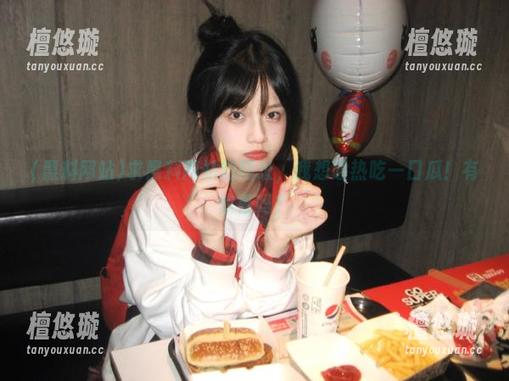 黑料网站 求黑料网站的网址,我想趁热吃一口瓜!有惊喜吗?