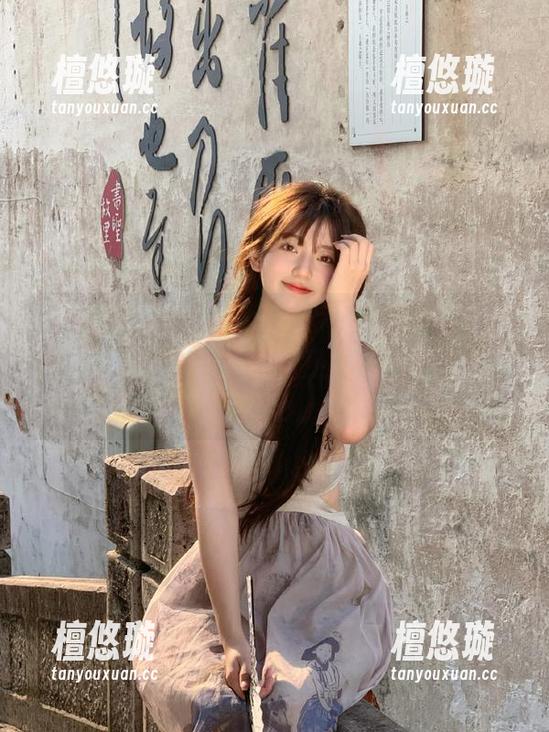 黑瓜吃料 新线路曝光?“黑瓜吃料”里的八卦像过山车一样,坐得我胃都快上来了!