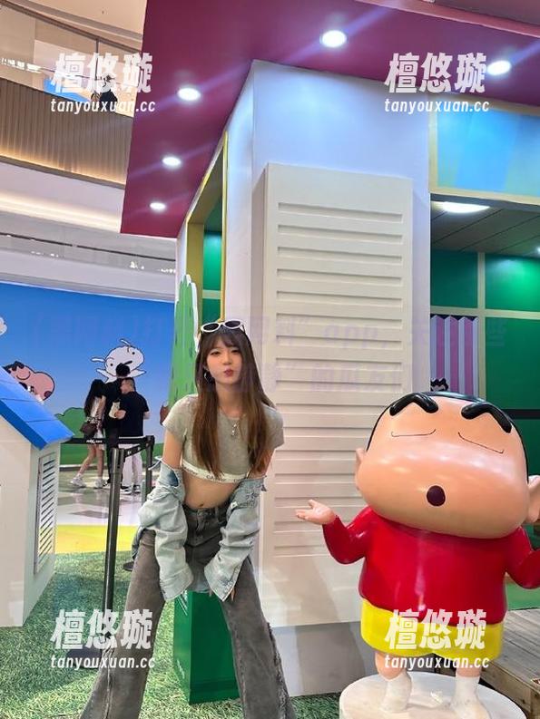 黑网料 打开“黑网料”app,关注那些“我只想静静”的瓜友们
